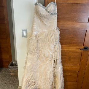 Formal dress - only worn twice.